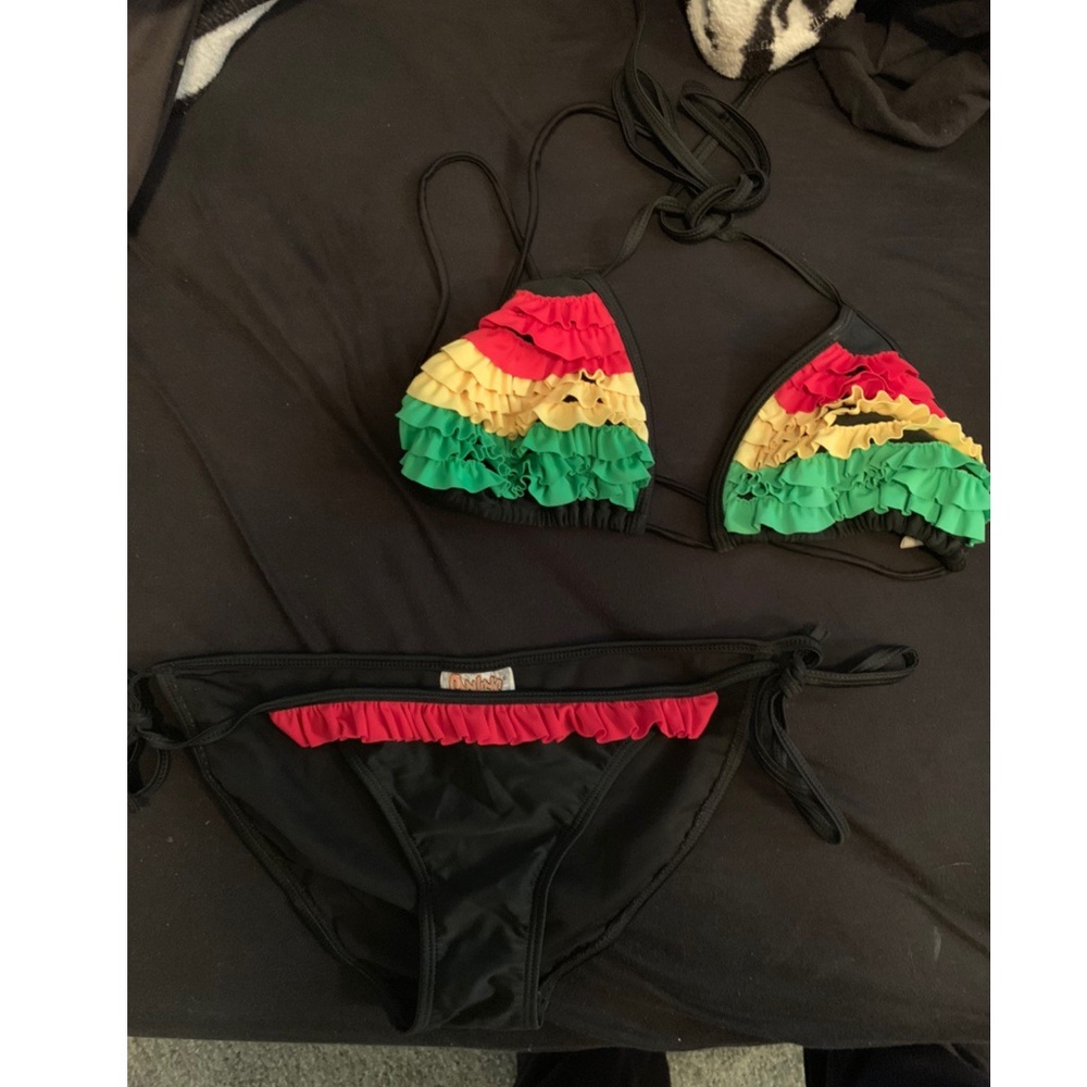 Bathing suit